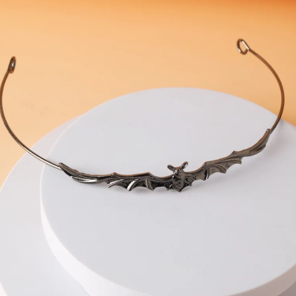 Gunmetal Black Bat crown BNIP